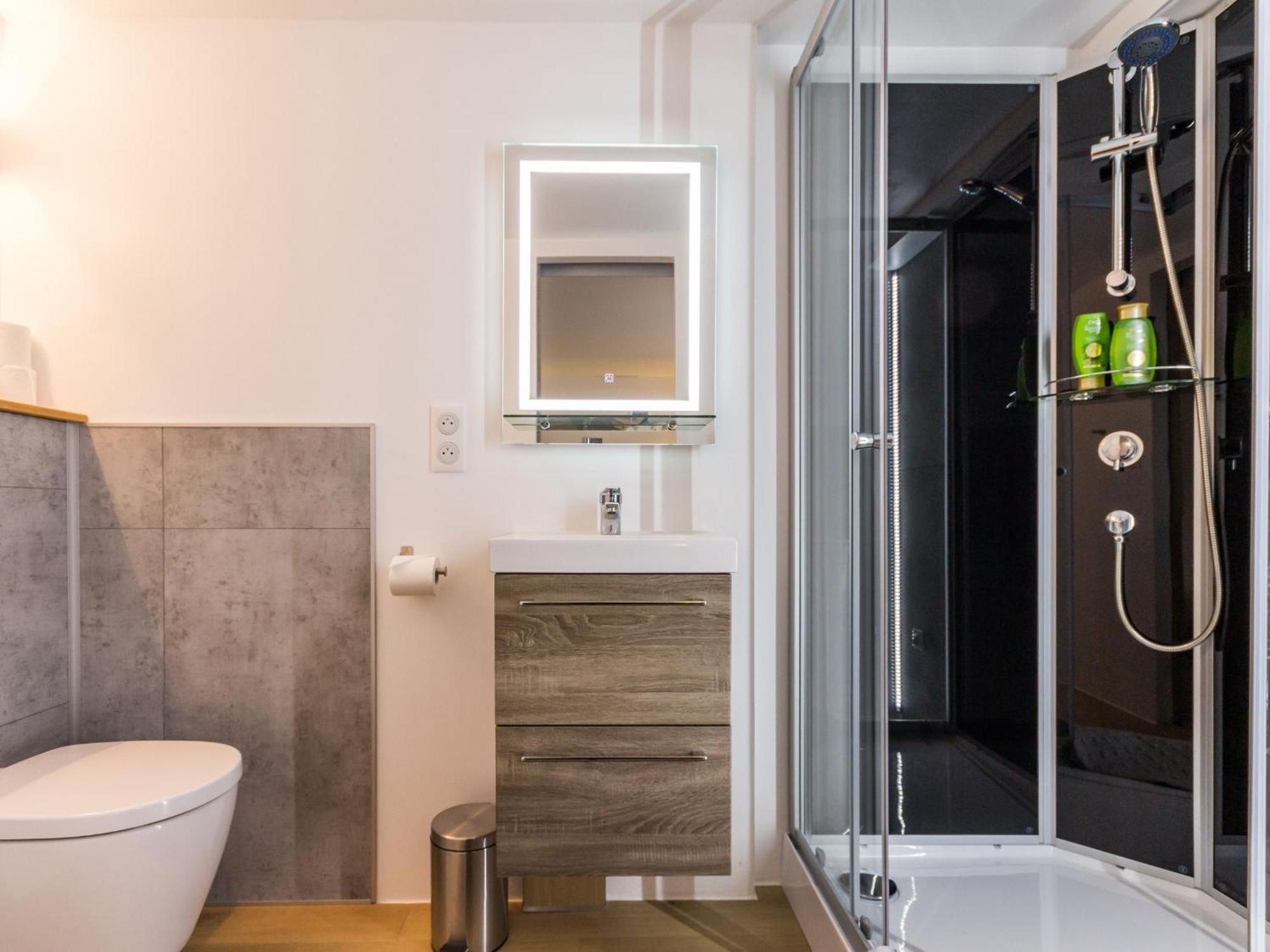 Maison De Ville A St Nazaire, Pres Du Front De Mer, Climatisee, 3 Chambres Avec Sdb Privatives, Wifi - Fr-1-306-1203 Saint-Nazaire  Buitenkant foto