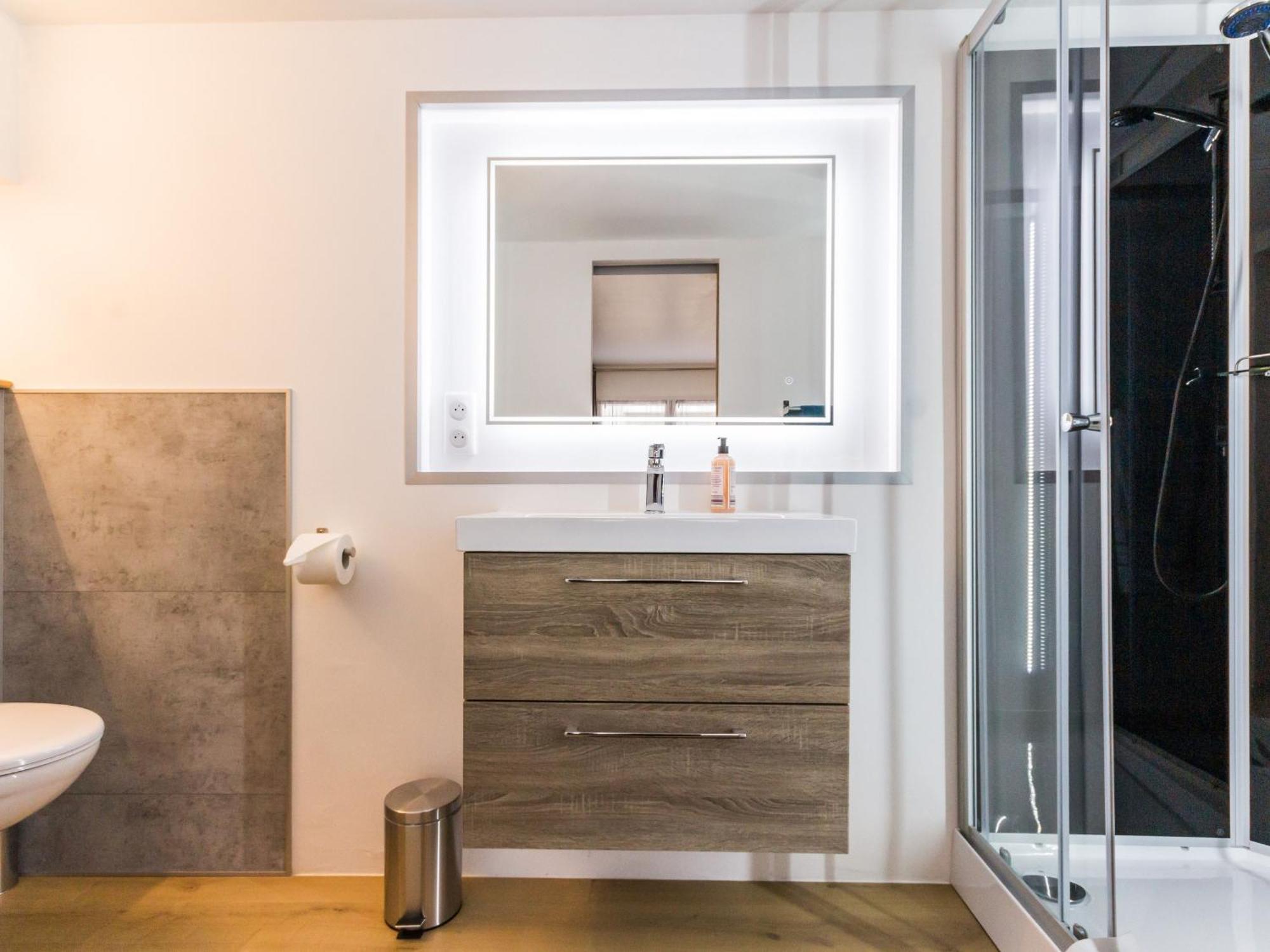 Maison De Ville A St Nazaire, Pres Du Front De Mer, Climatisee, 3 Chambres Avec Sdb Privatives, Wifi - Fr-1-306-1203 Saint-Nazaire  Buitenkant foto